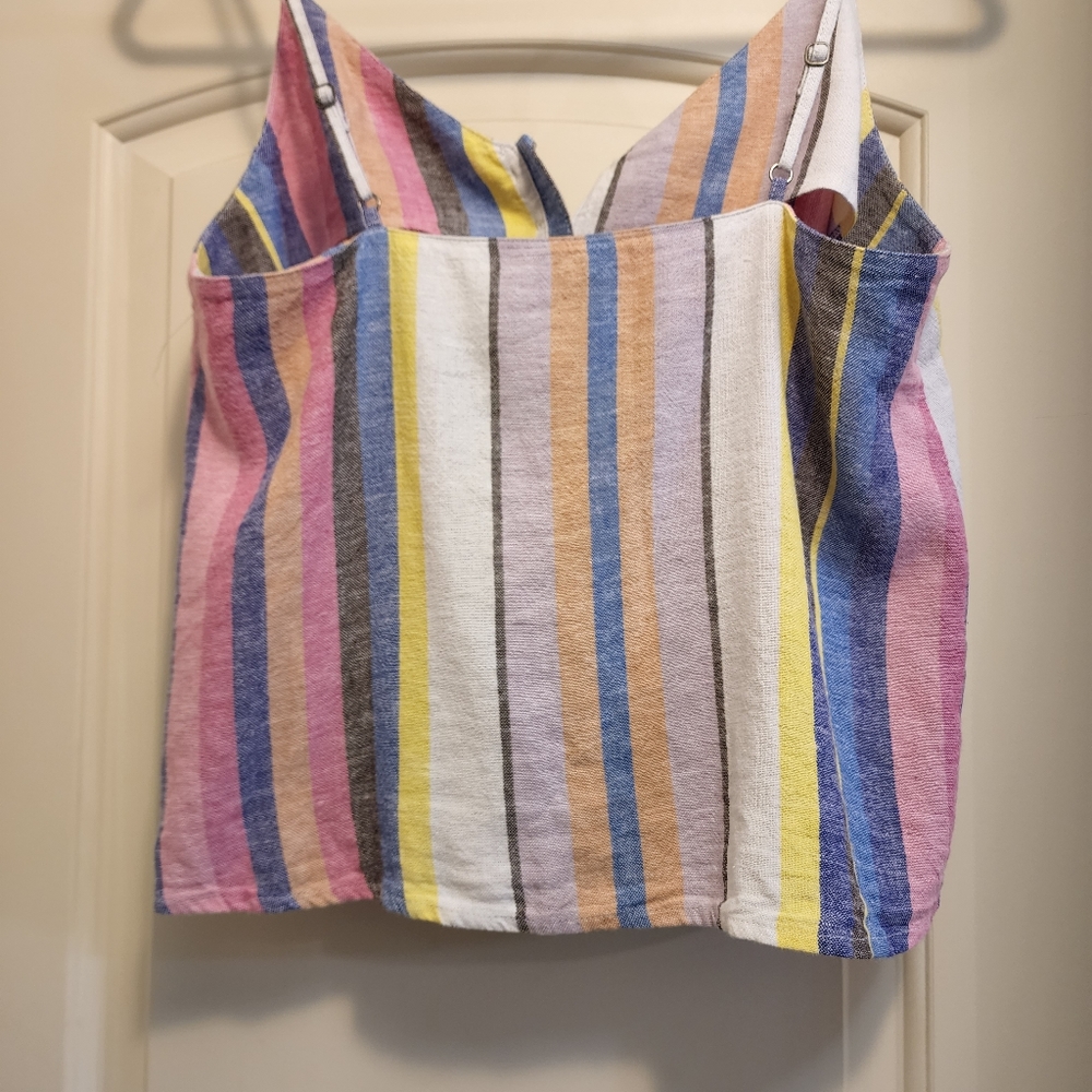 Abound Linen Top Small - Picture 2 of 4